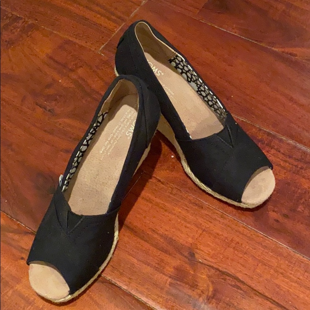 Toms Classic Wedge Sandal